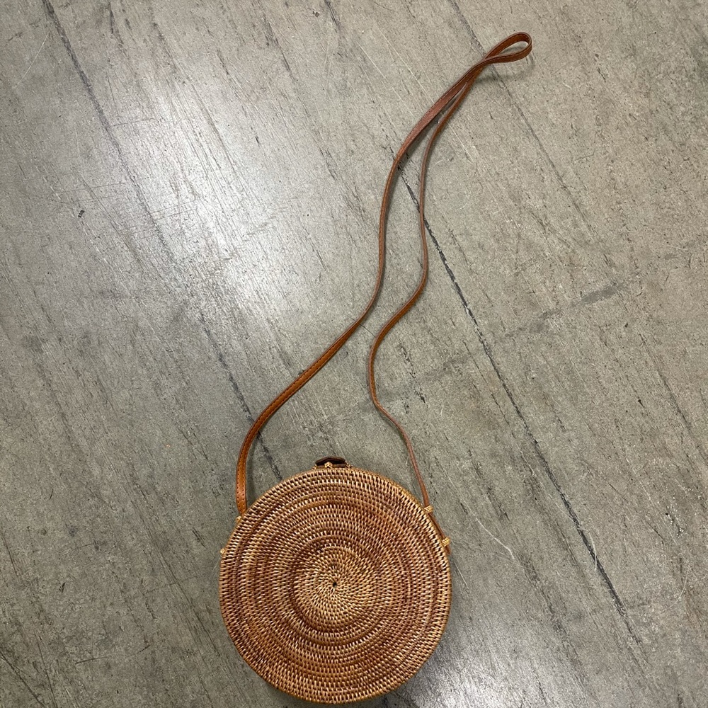 Straw round tortilla bag